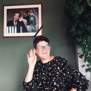 Meet your Posher, Sheila